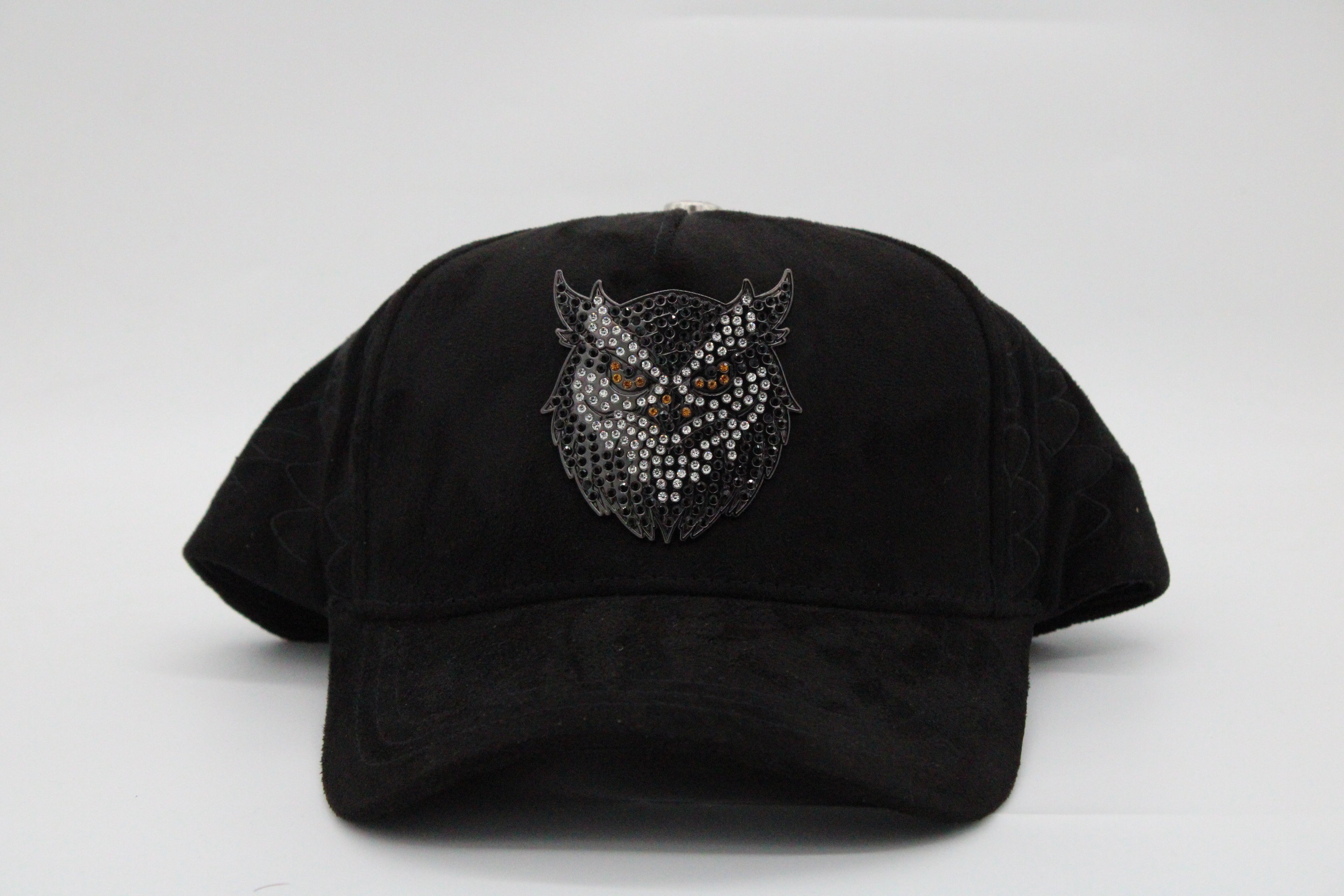 Gorra Barbas Hats "El Búho x Luis R Conriquez"