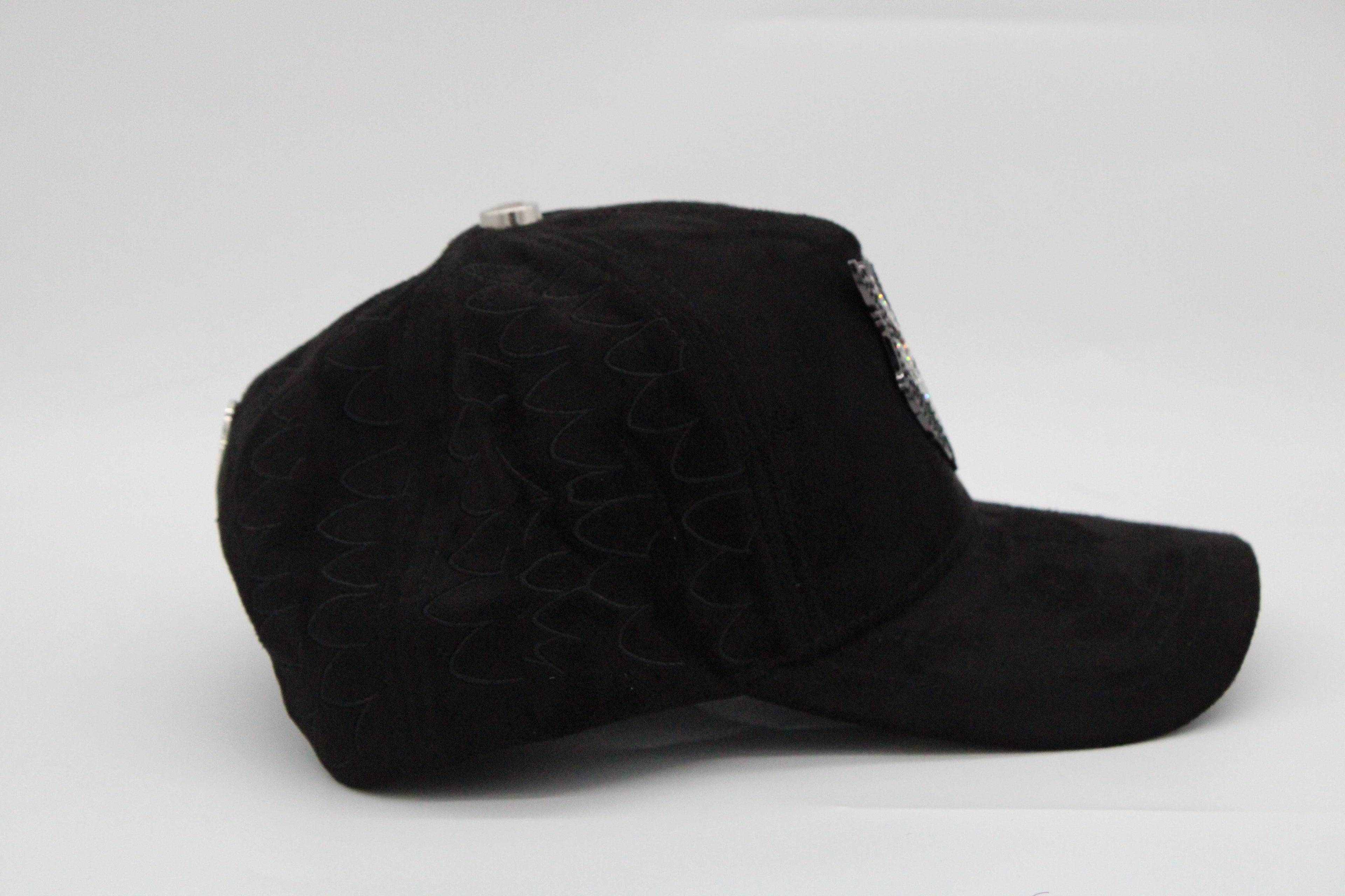 Gorra Barbas Hats "El Búho x Luis R Conriquez"