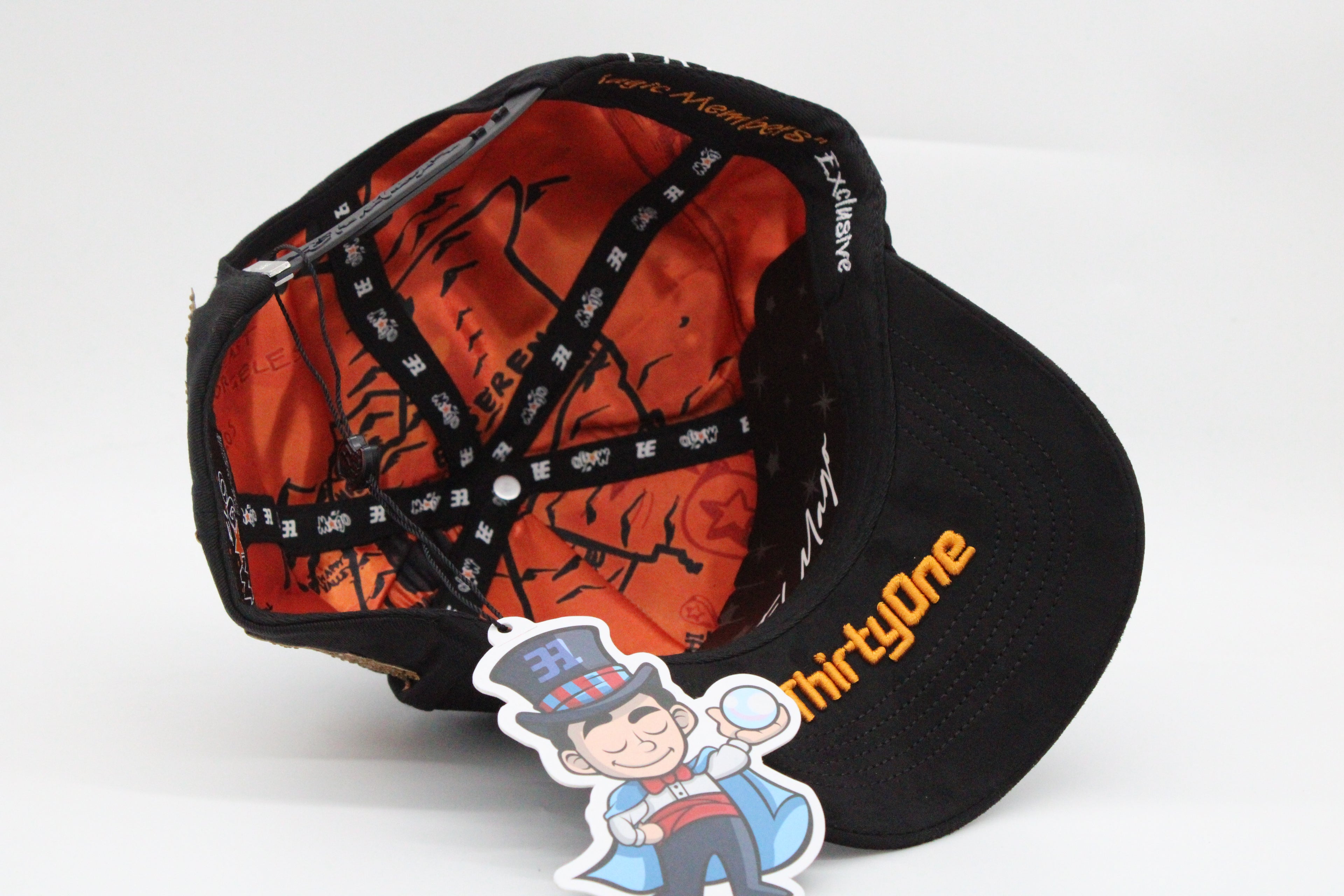 Gorra 31 Hats "East LA x El Mago"