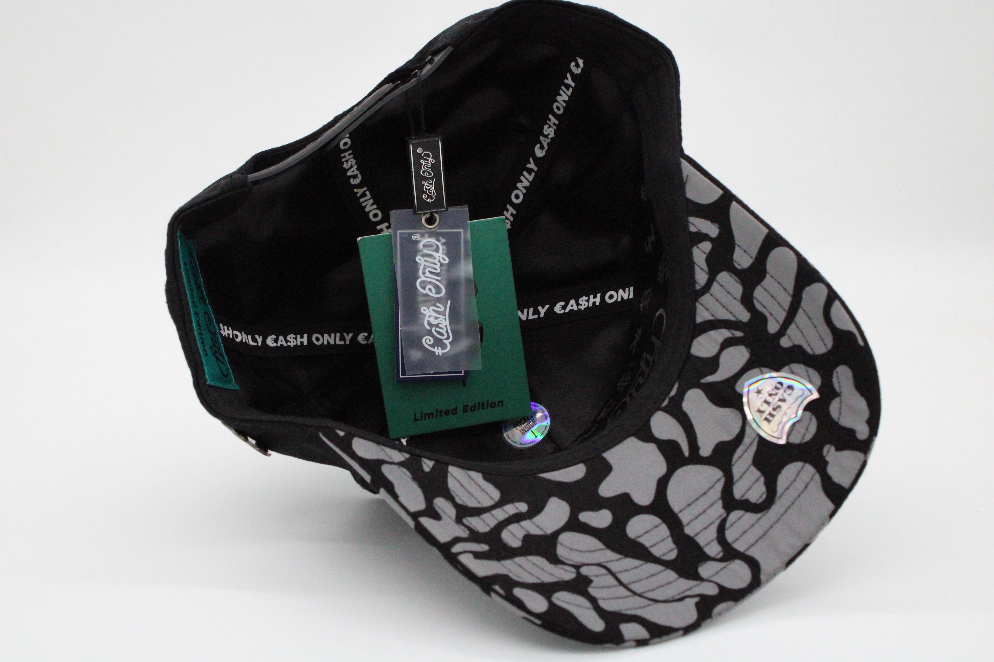 Gorra Cash Only "LA Camu"