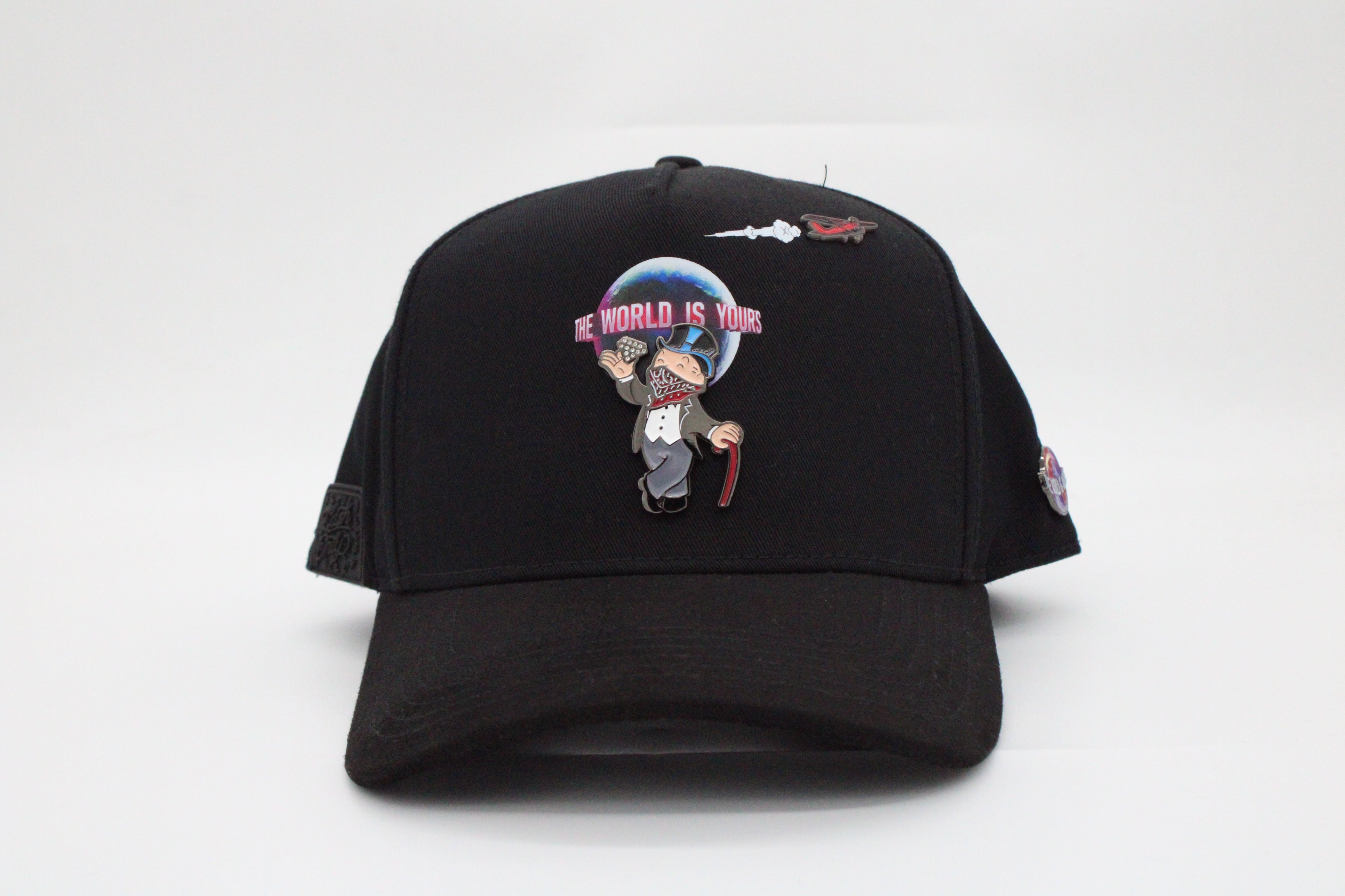 Gorra Cash Only "The Wolrd is Yours"