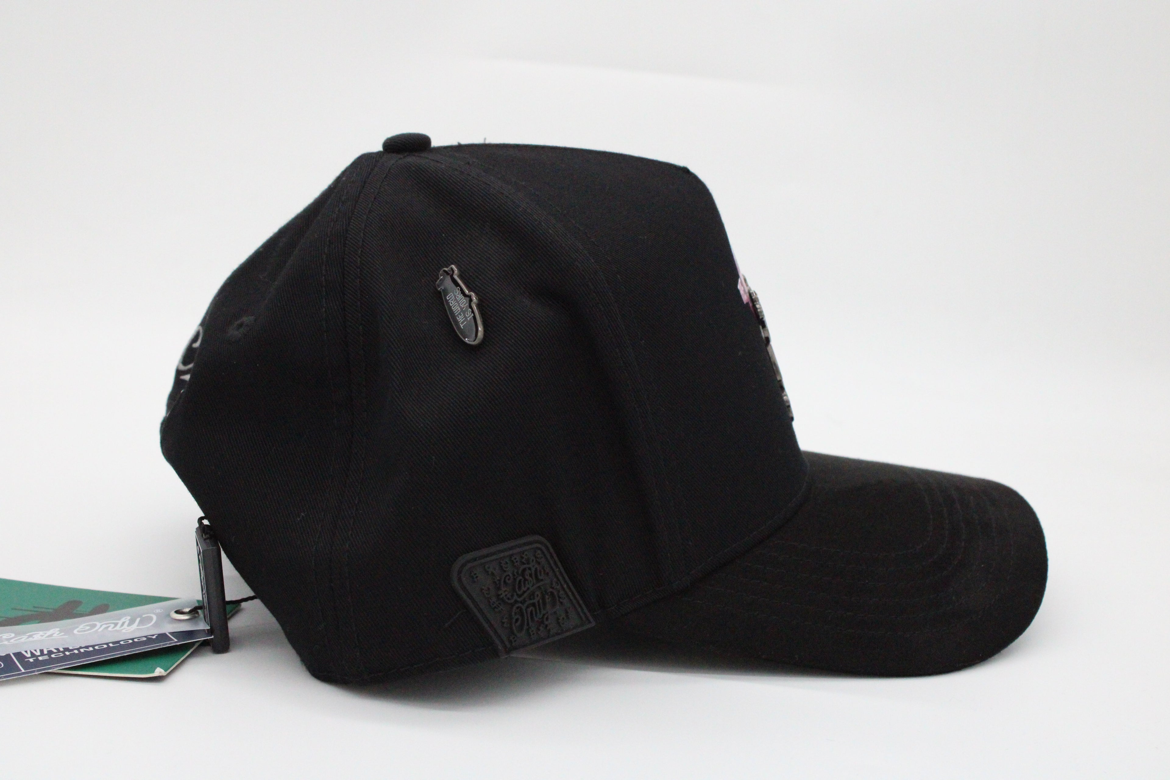 Gorra Cash Only "The Wolrd is Yours"