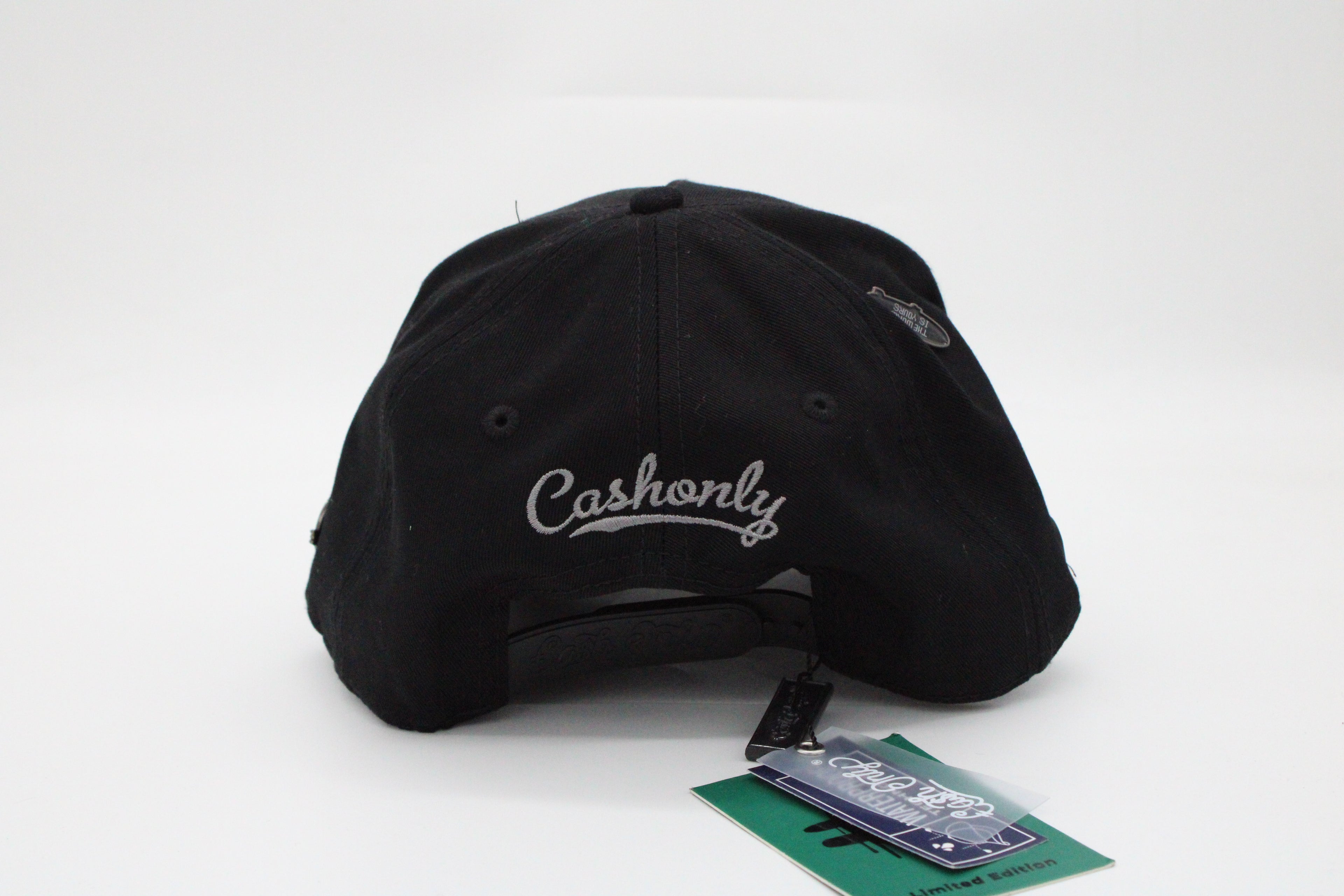 Gorra Cash Only "The Wolrd is Yours"