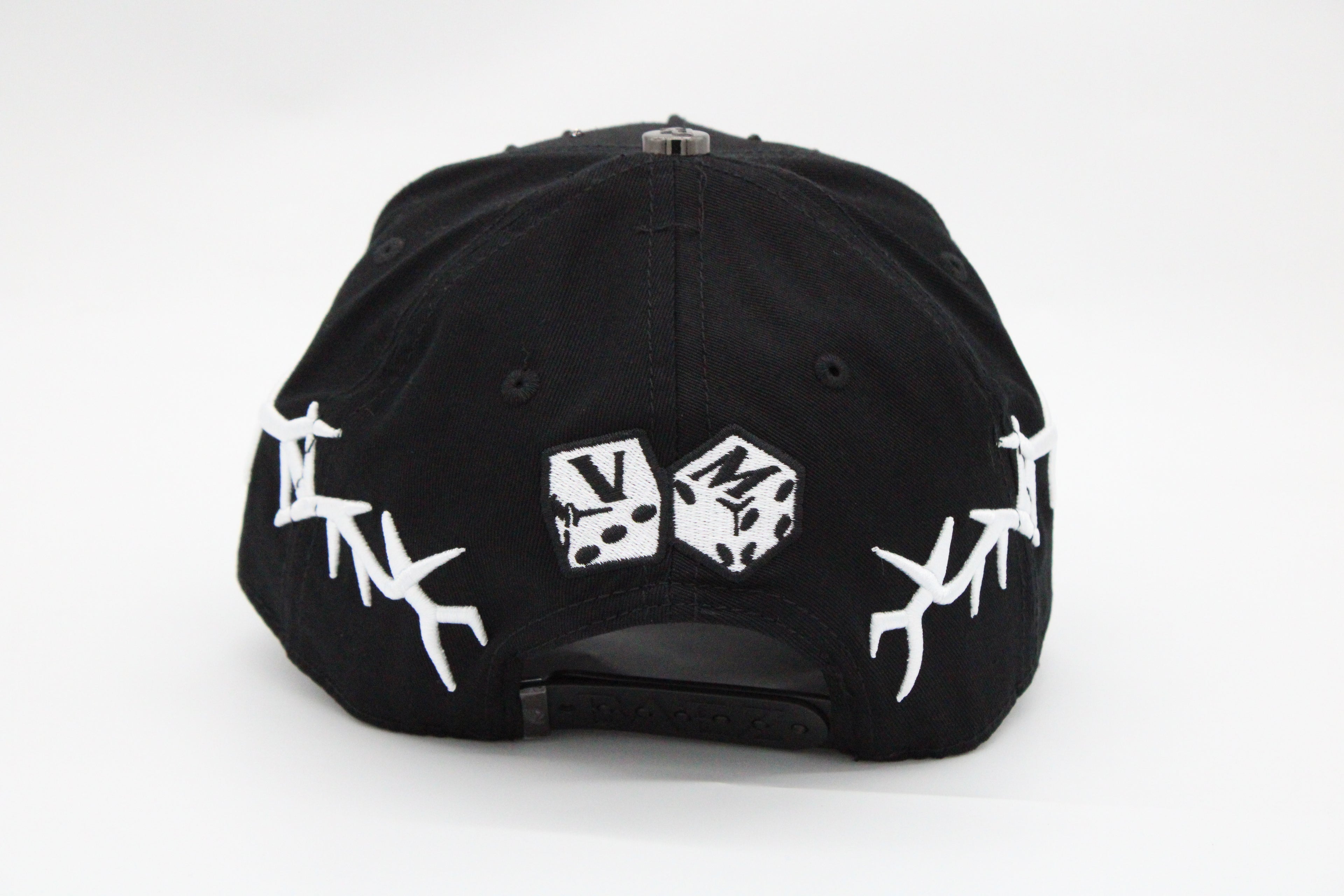 Gorra Baez "Listo Pal Meneo x Víctor Mendivil"