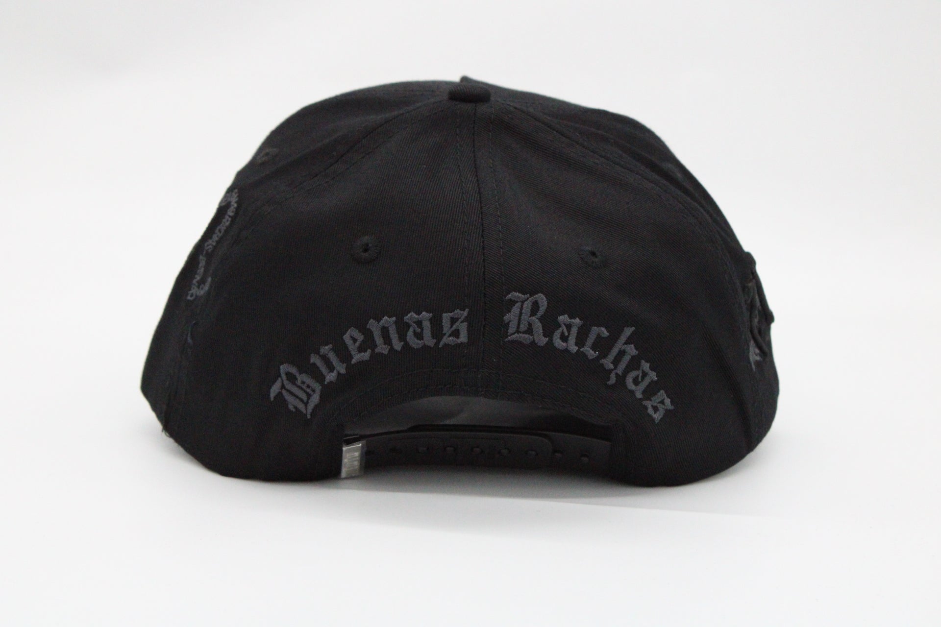 Gorra Toto Hats "Mala-Buena Racha Negra. x Tony Aguirre"