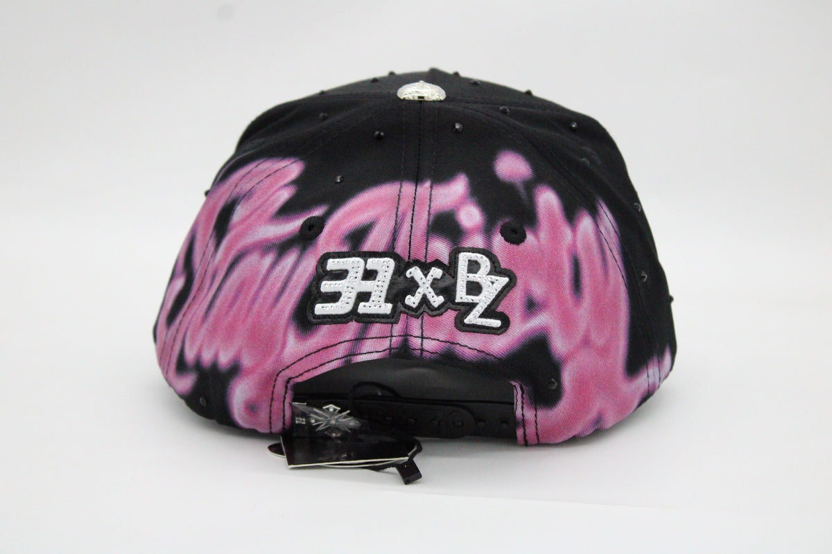 Gorra 31 Hats x Báez “Buzy One Graffiti Pink”
