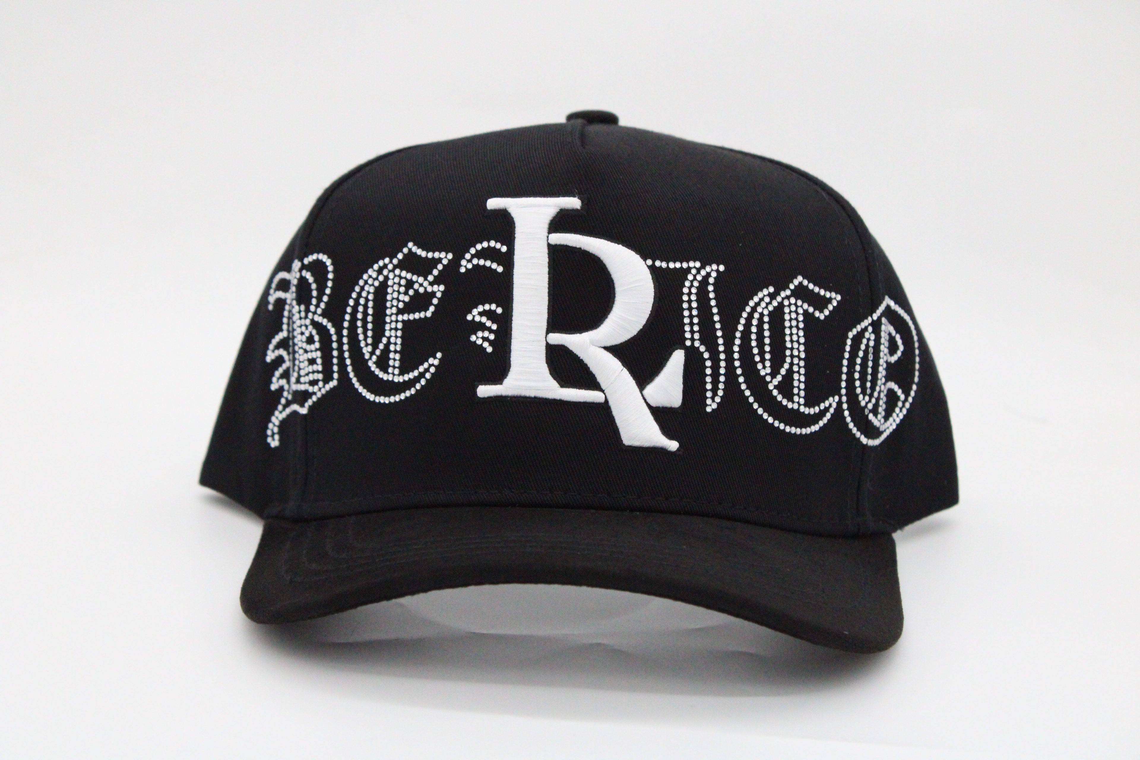 Gorra Toto Hats "Belico x Luis R Conriquez"