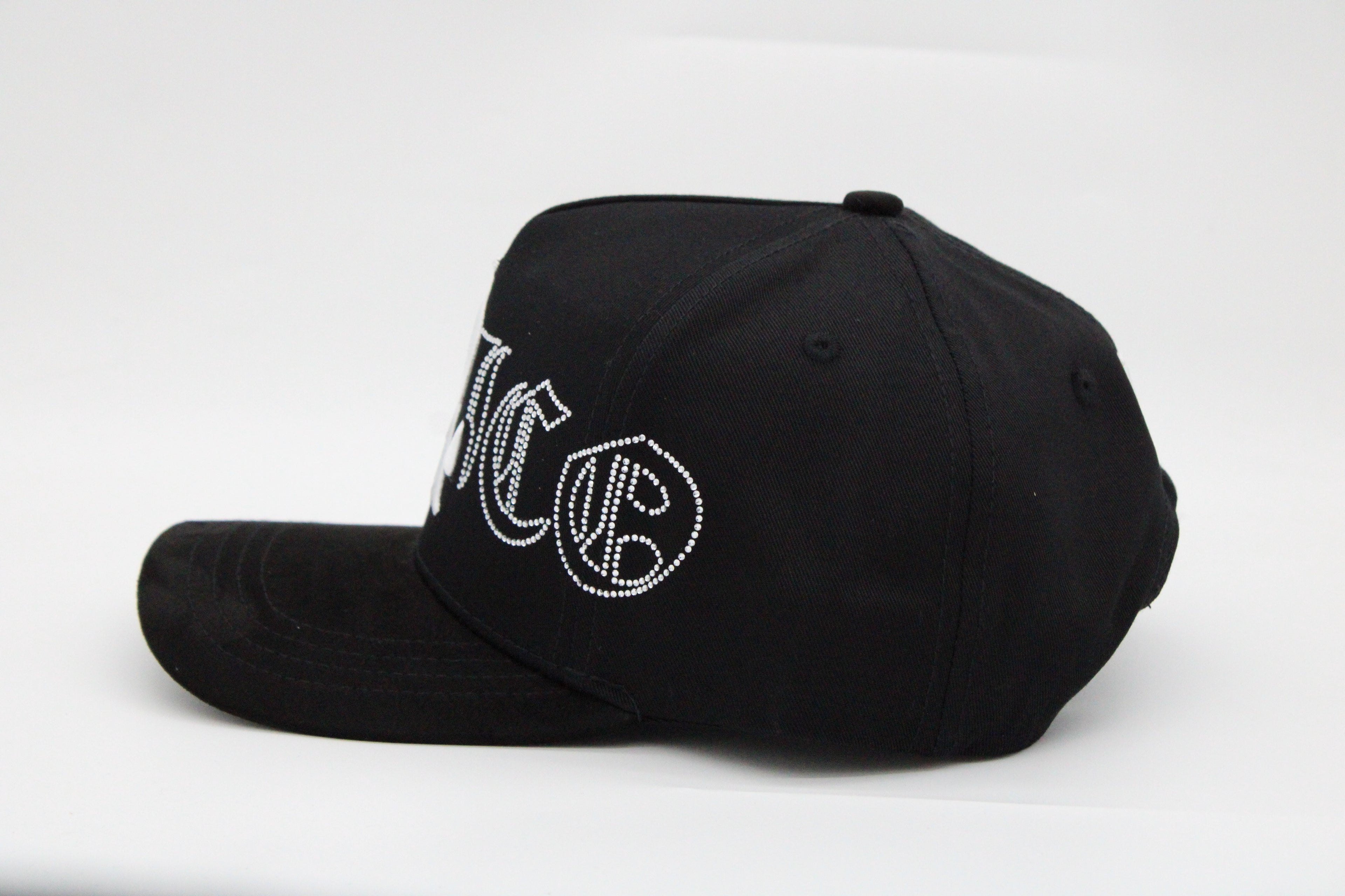 Gorra Toto Hats "Belico x Luis R Conriquez"