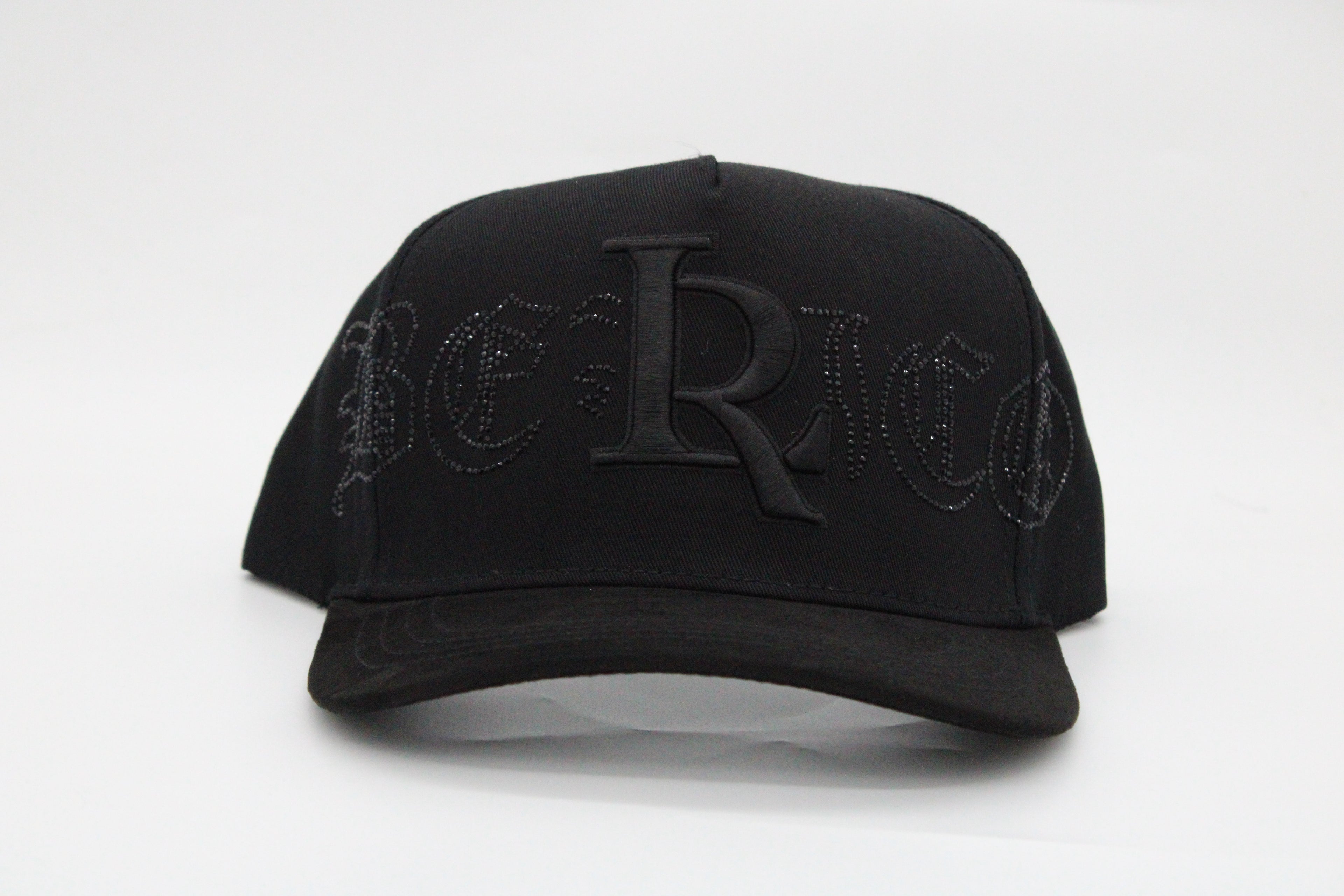 Gorra Toto Hats "Belico Negra x Luis R Conriquez"