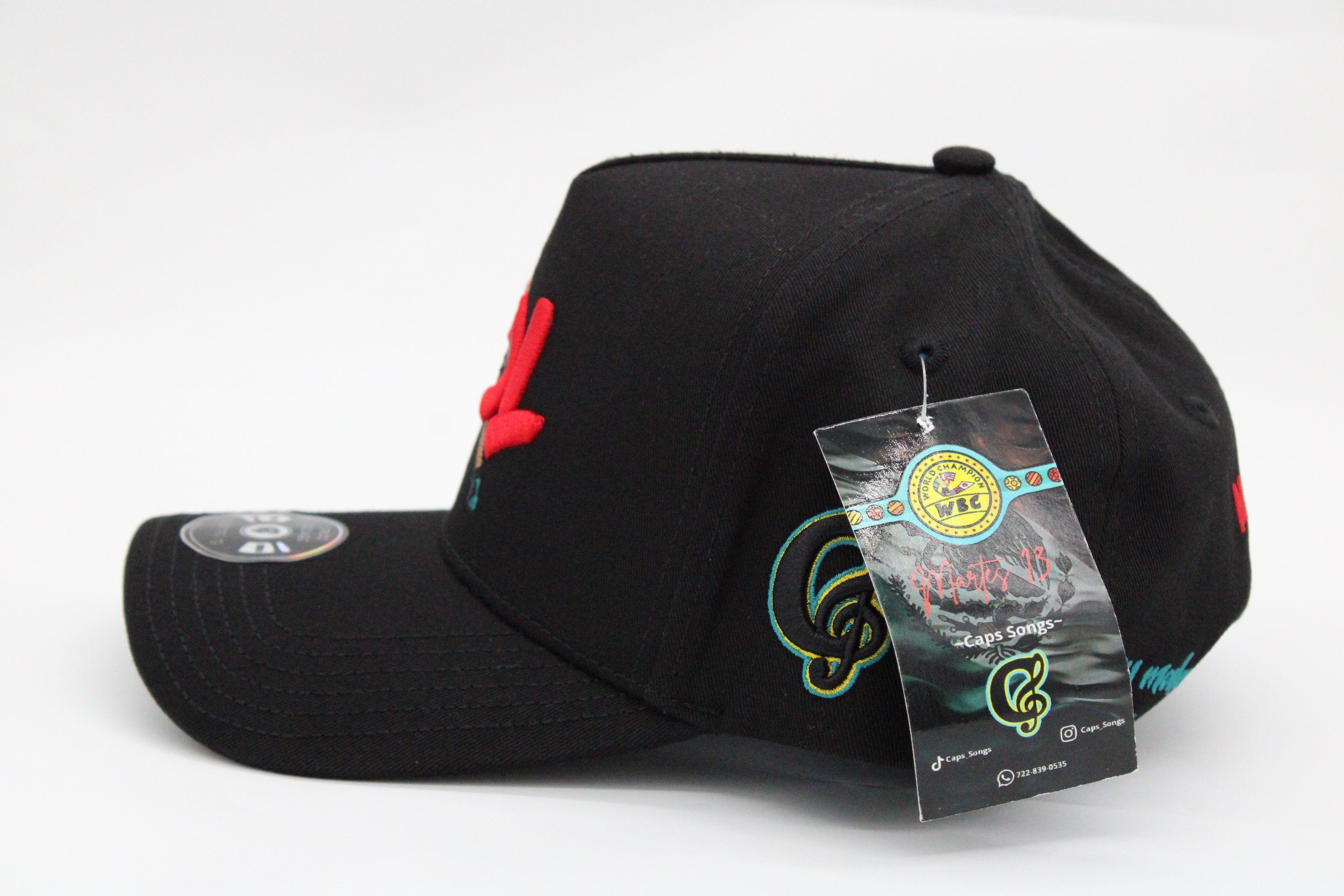 Gorra Caps Songs "Martes 13"