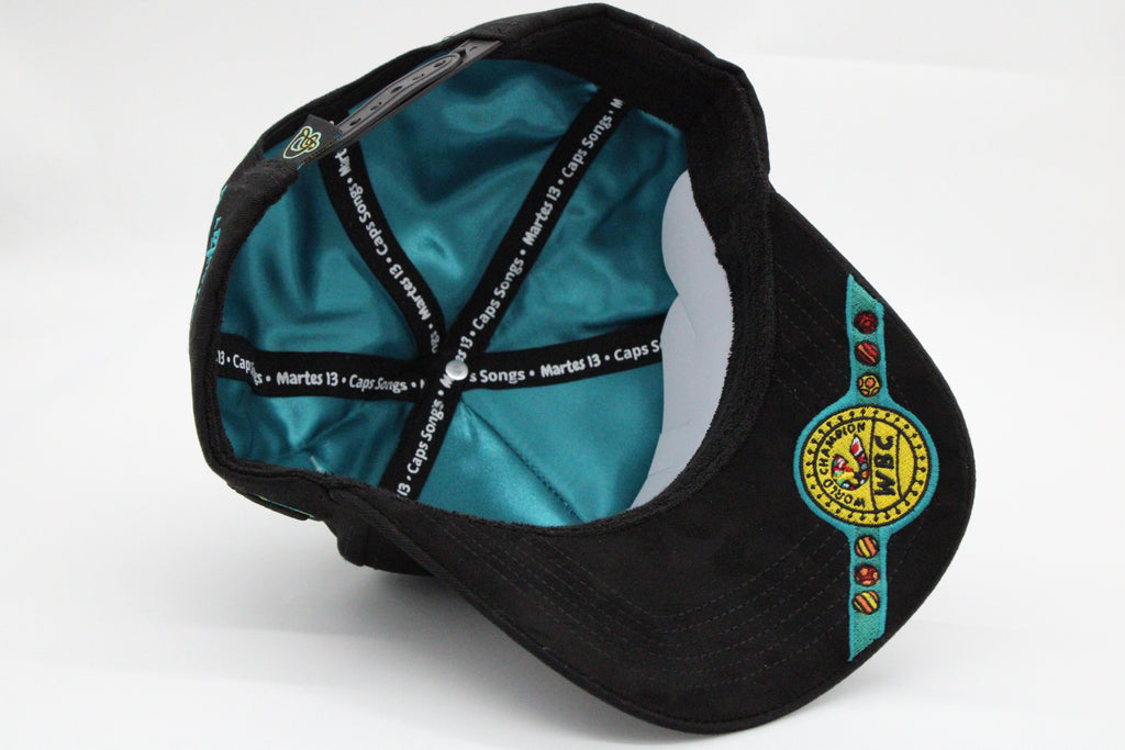 Gorra Caps Songs "Martes 13"