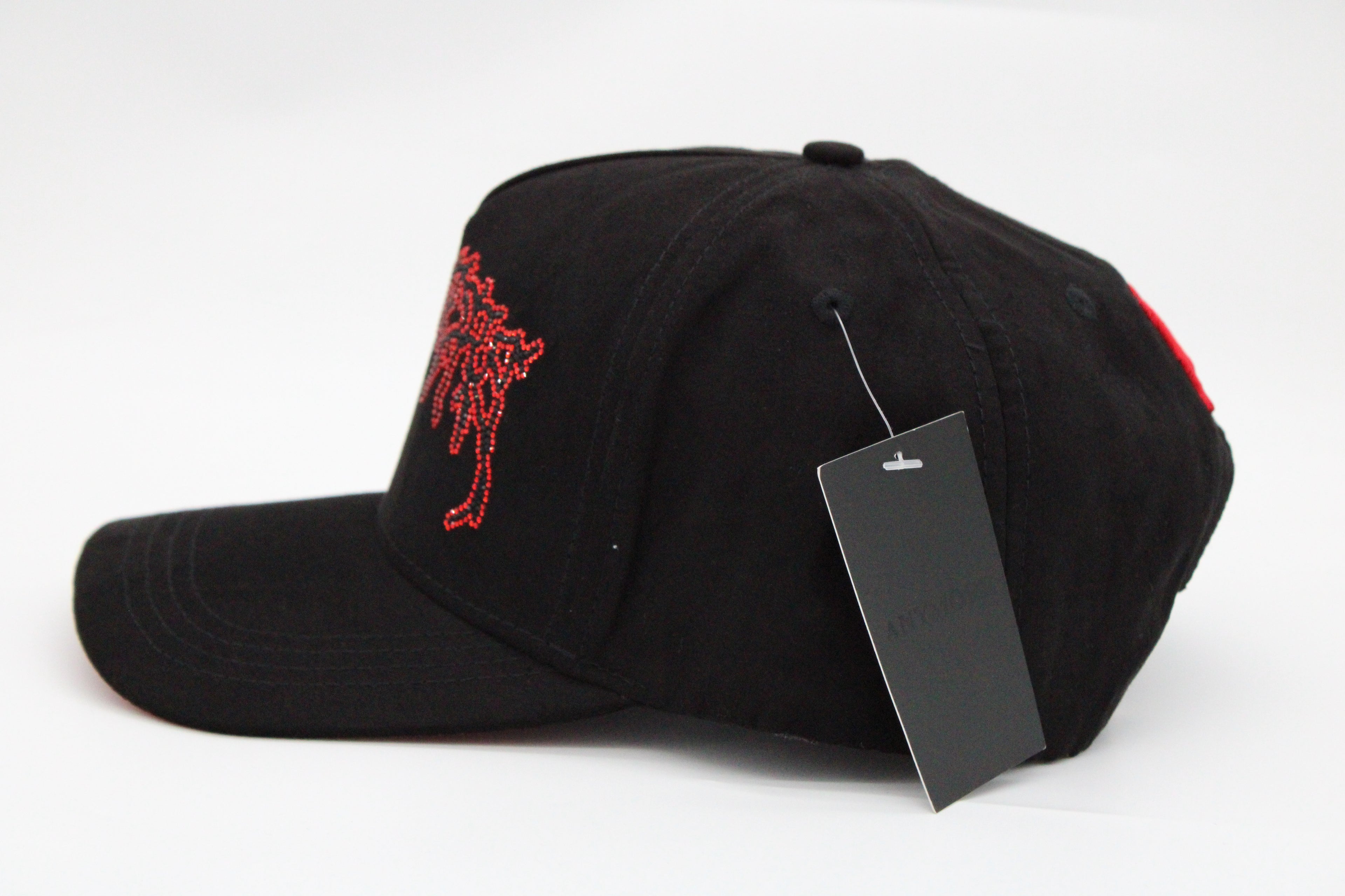 Gorra Anymore "Red Crystals"