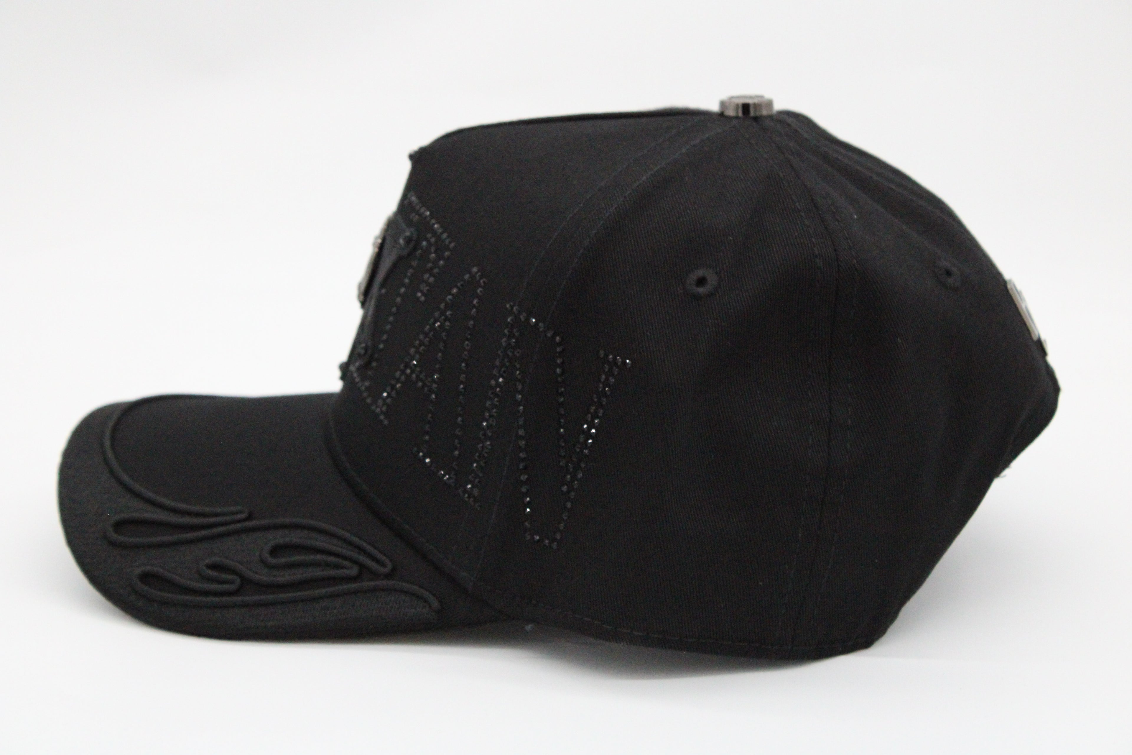 Gorra Baez "Capitan x Víctor Mendivil"