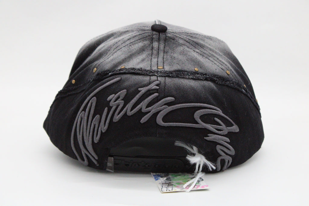 Gorra 31 Hats "Fade to Black"