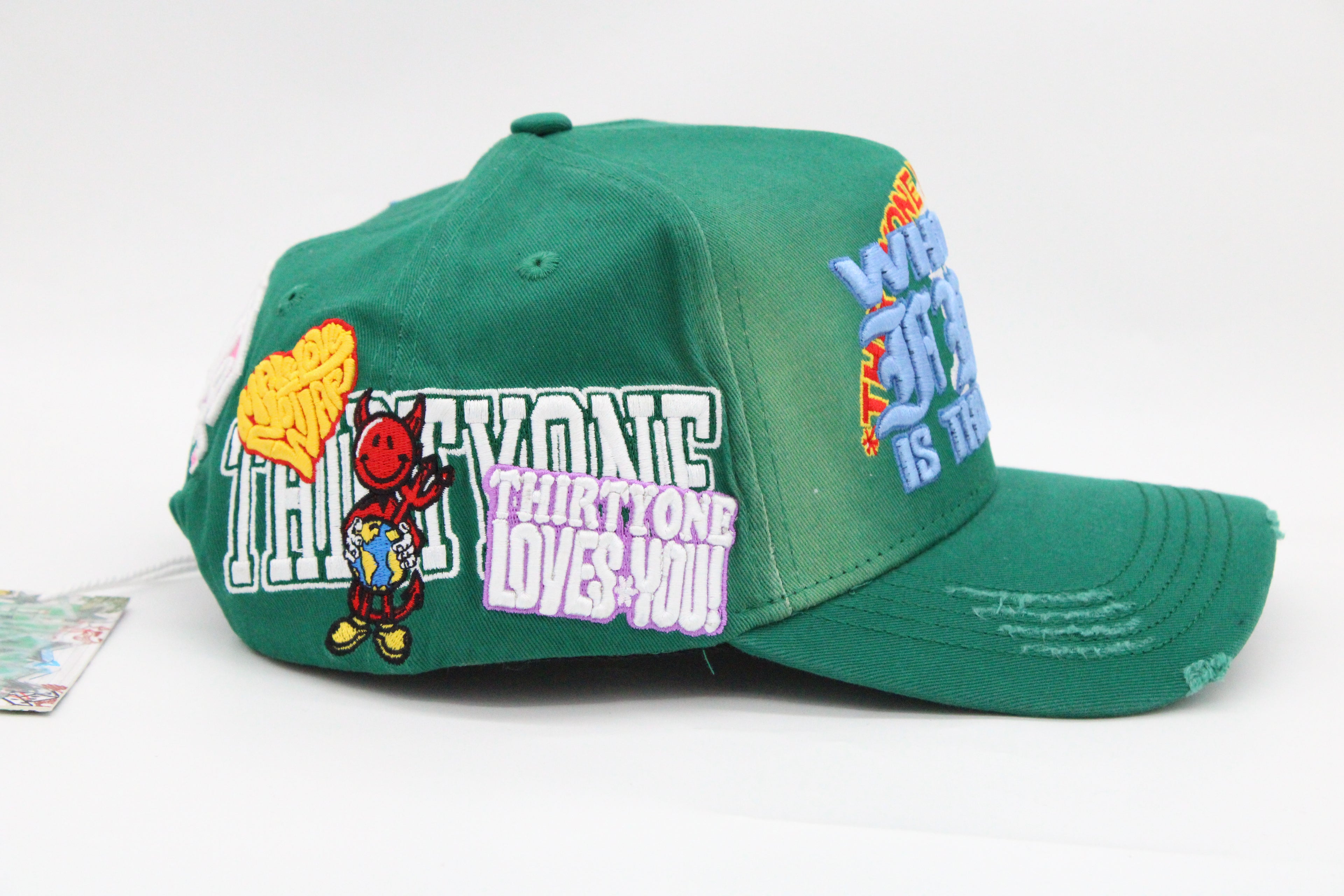 Gorra 31 Hats "Who the F*ck is Thirtyone?