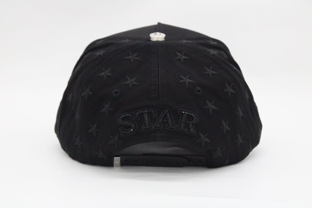 Gorra Star Hats Club “Total Black District"