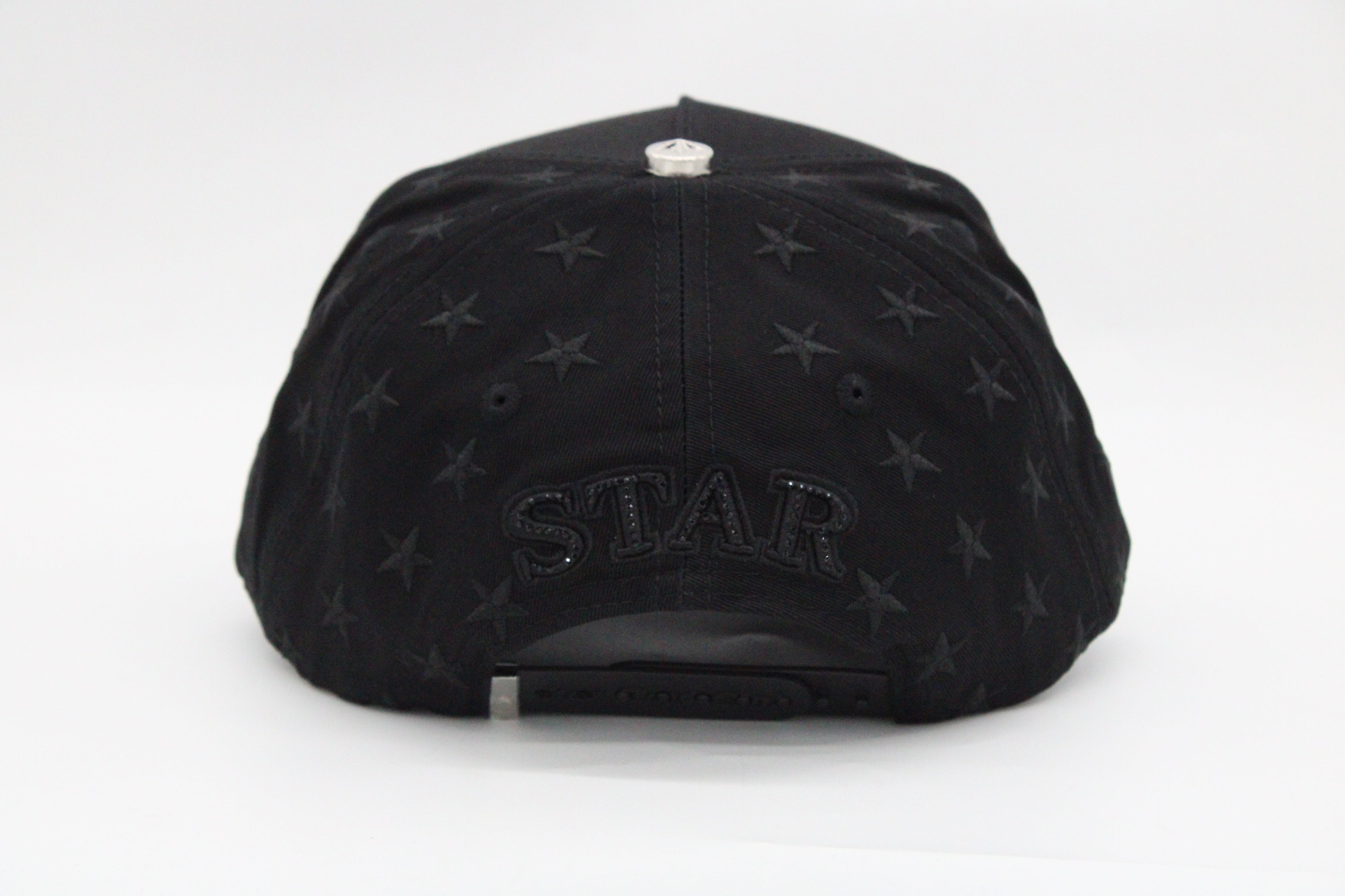Gorra Star Hats Club “Total Black District"