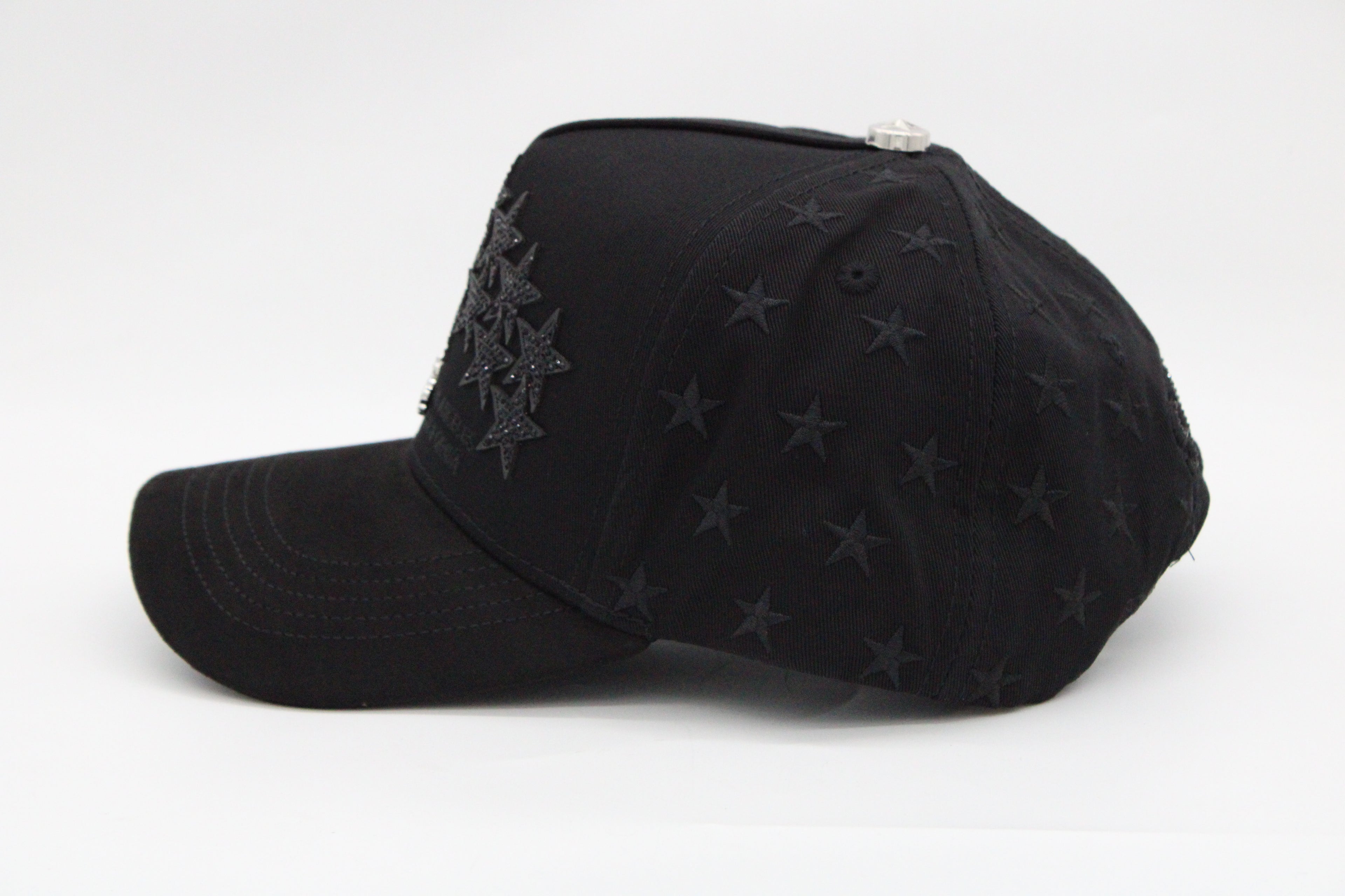Gorra Star Hats Club “Total Black District"